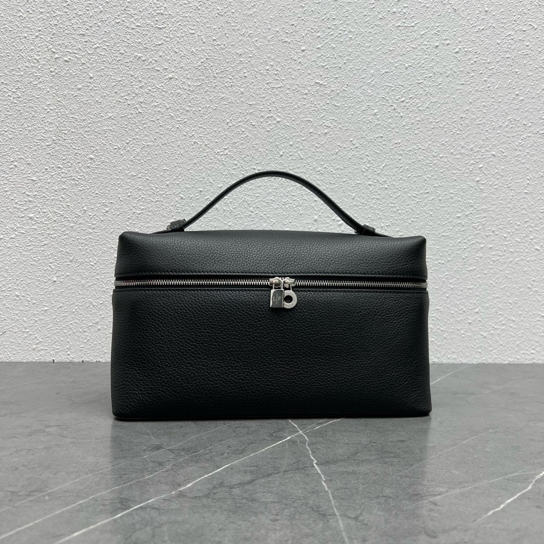 L**o p*ana extra pocket pouch l27 in black grained leather
