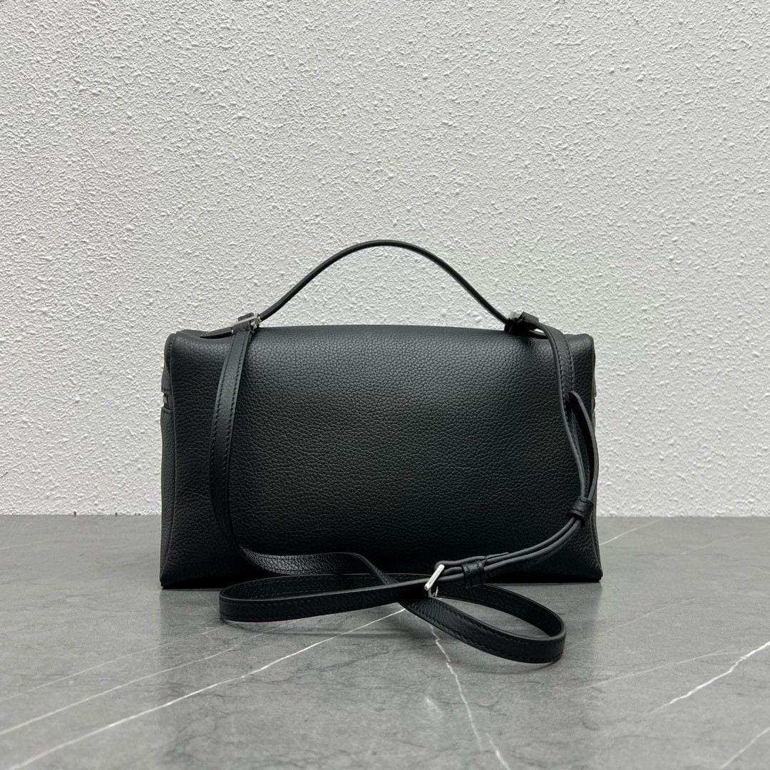 L**o p*ana extra pocket pouch l27 in black grained leather