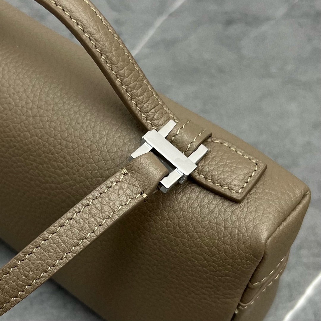 L**o p*ana extra pocket pouch l27 in taupe grained leather