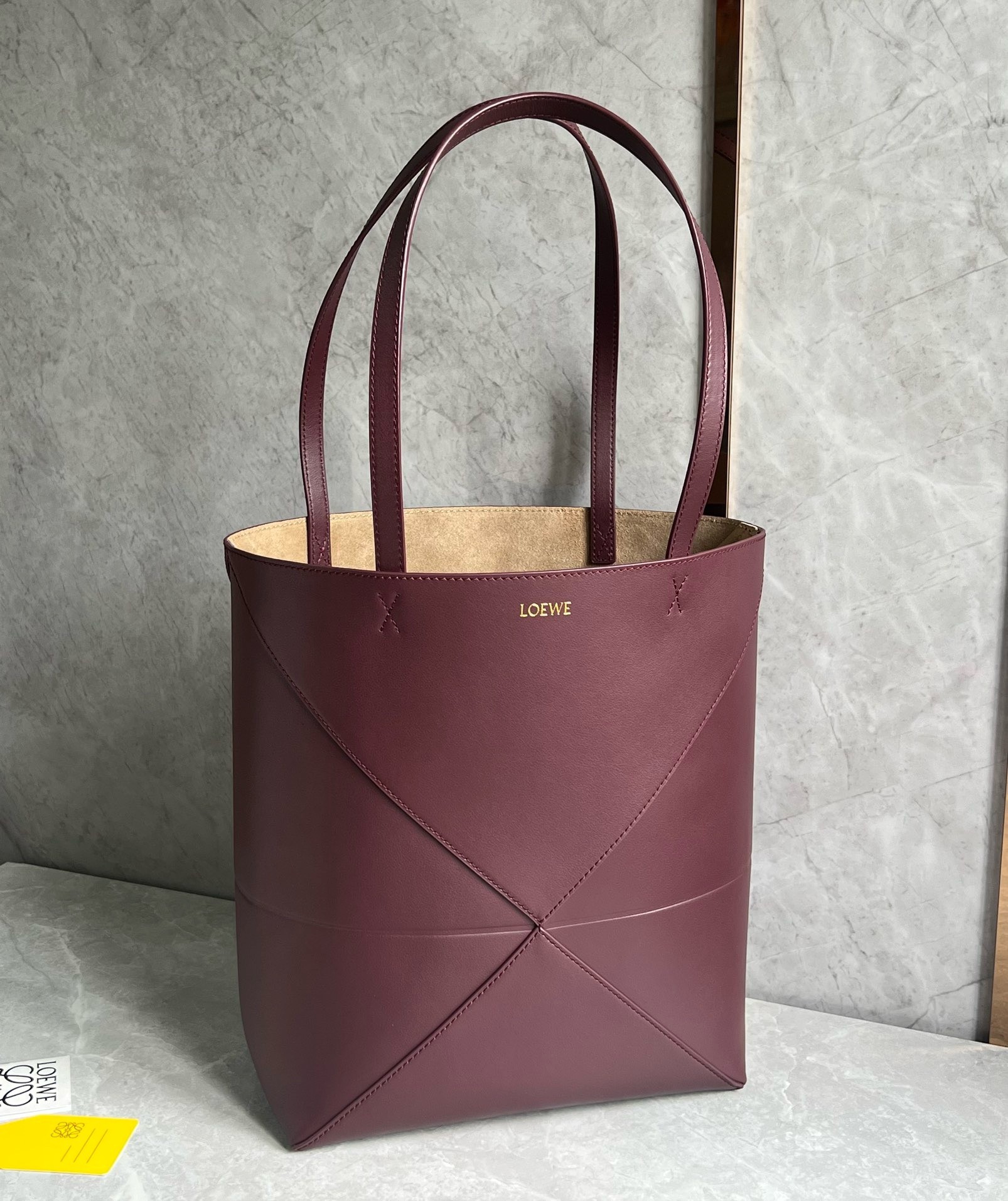 L0ew* medium puzzle fold tote bag in bordeaux calfskin