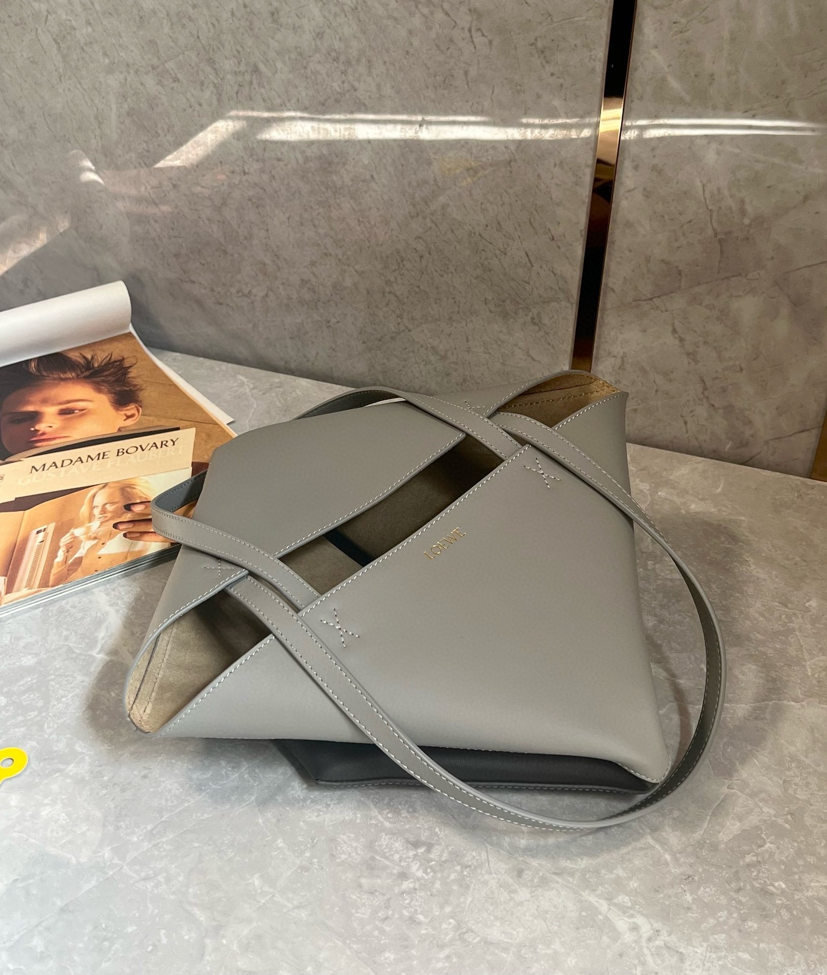 L0ew* medium puzzle fold tote bag in grey/dark green calfskin