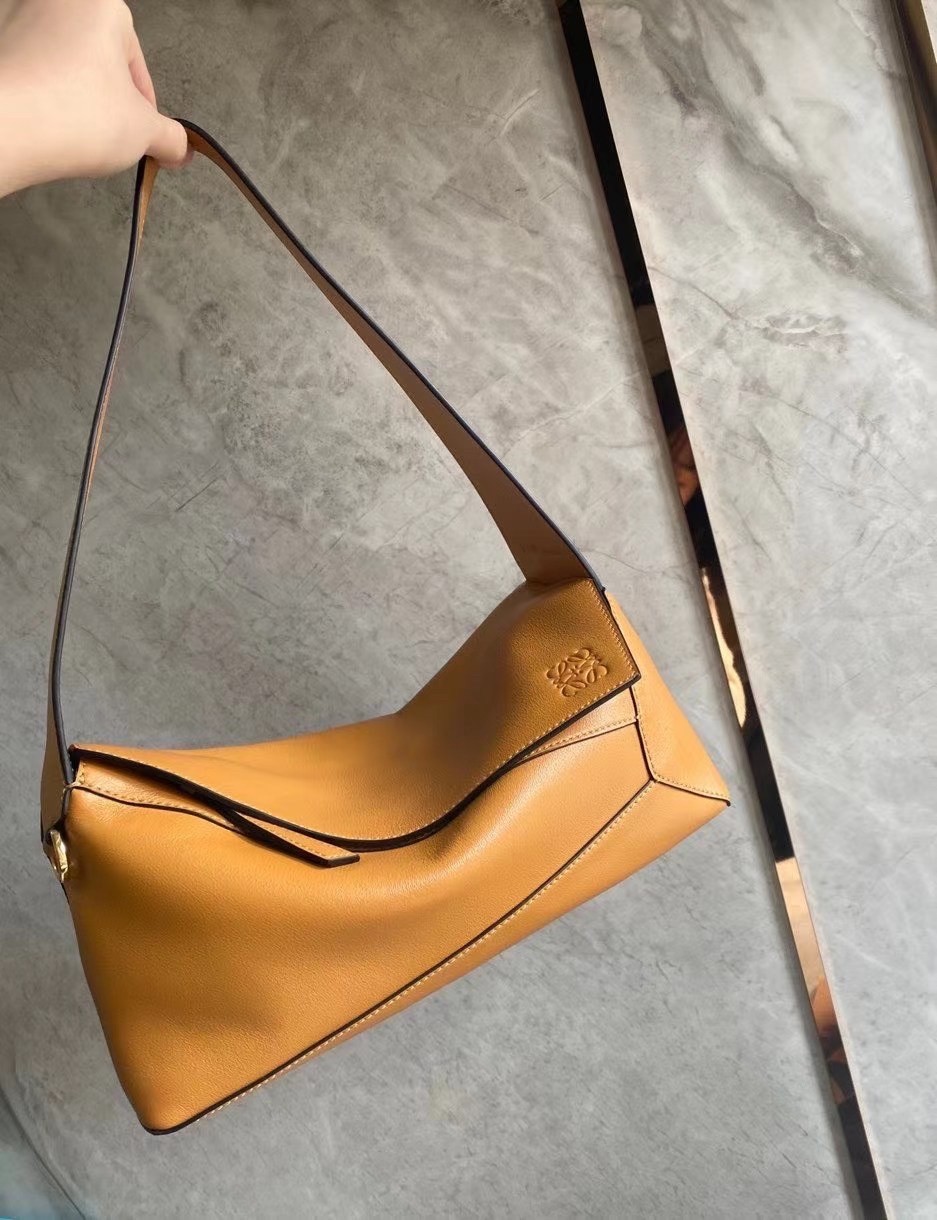 L0ew* puzzle hobo bag in brown nappa calfskin