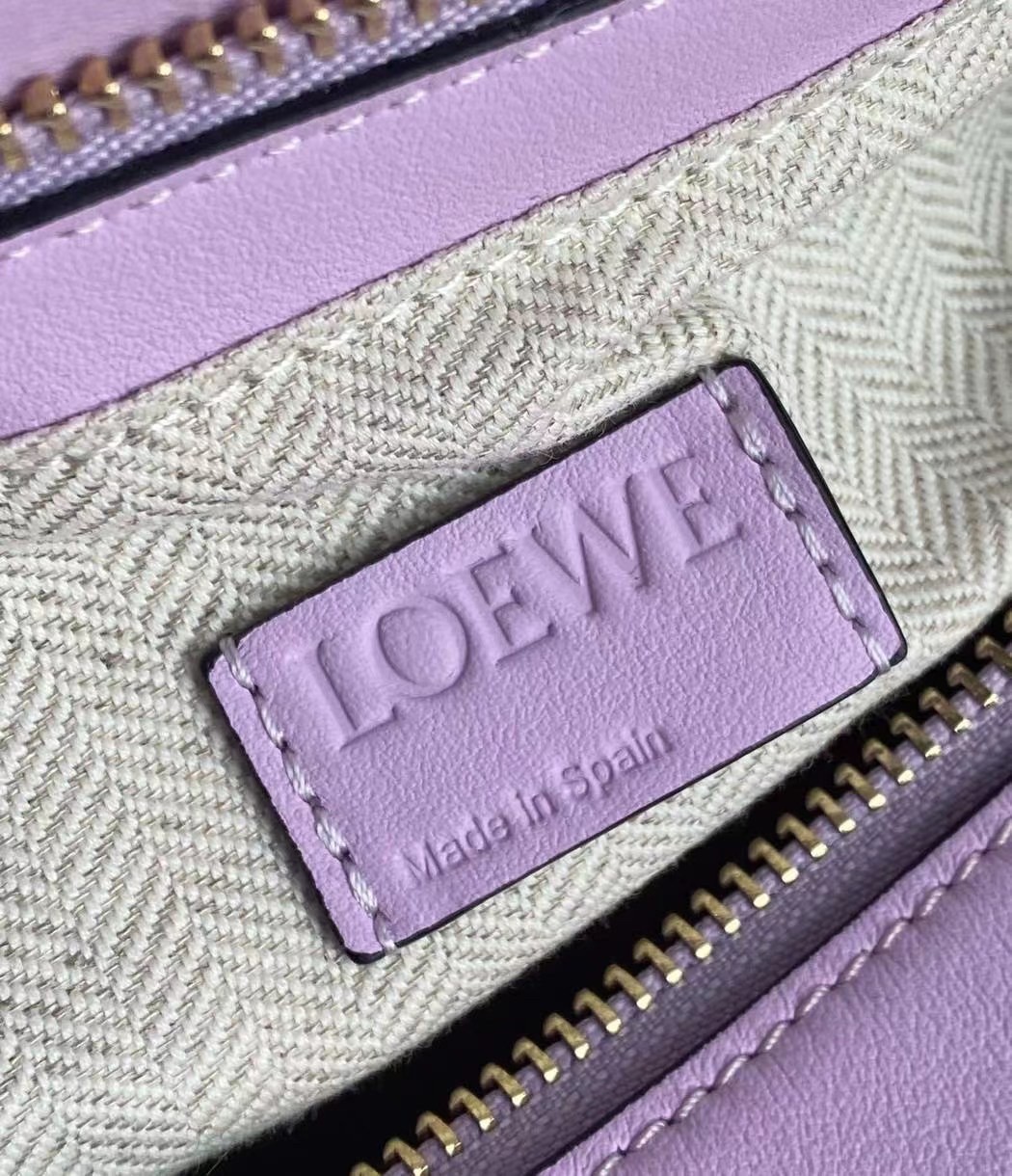 L0ew* puzzle hobo bag in pink nappa calfskin