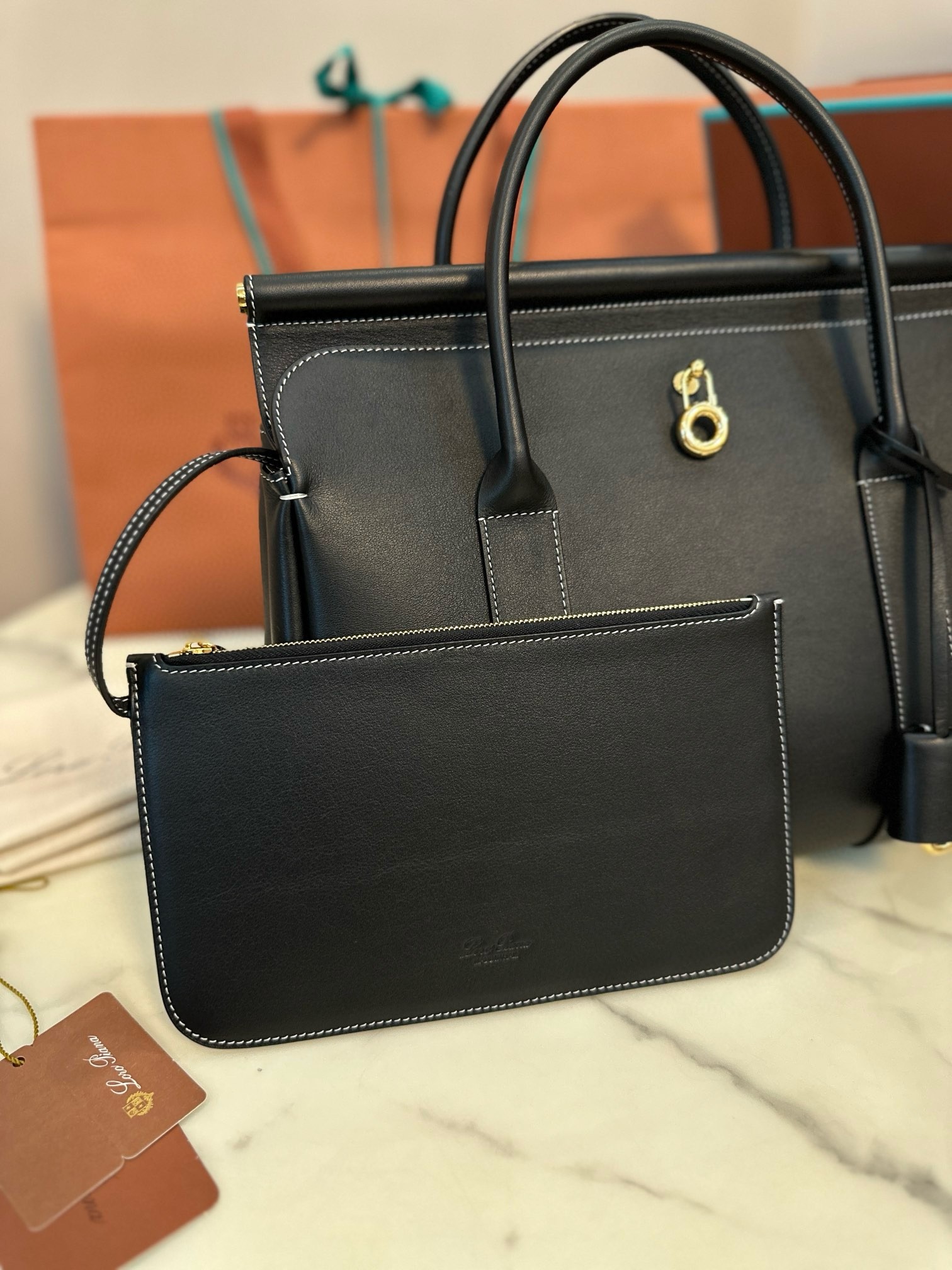 L**o p*ana loom l32 bag in black smooth calfskin