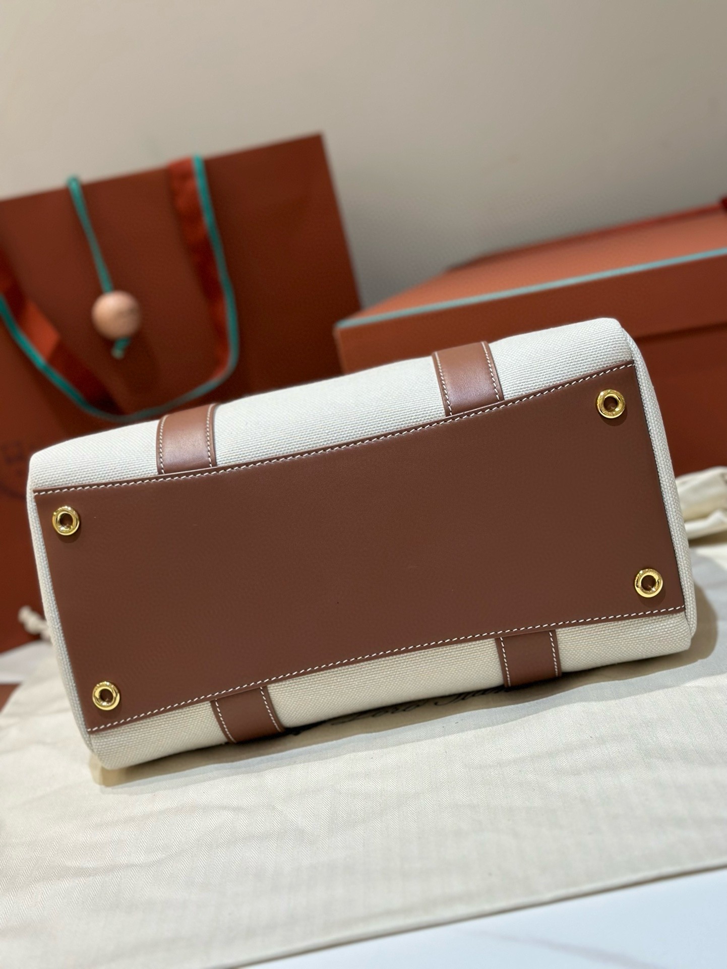 L**o p*ana loom l32 bag in canvas with caramel leather