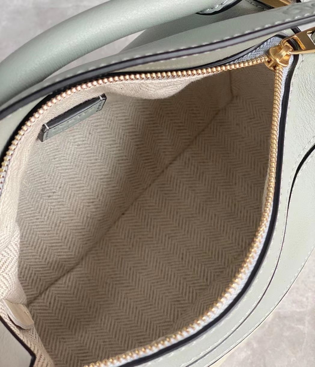 L0ew* puzzle mini bag in grey/cream/white calfskin