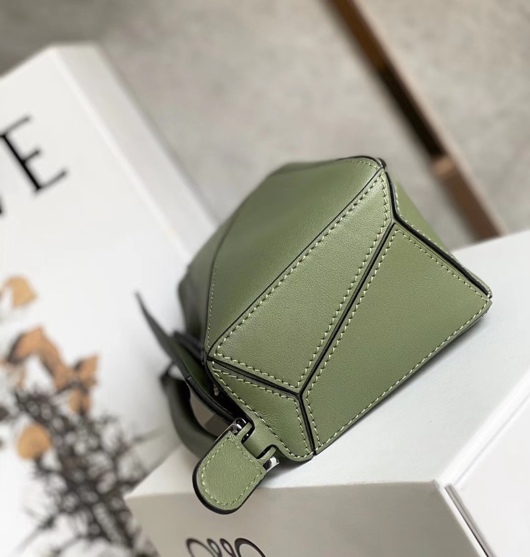 L0ew* puzzle mini bag in avocado green calfskin