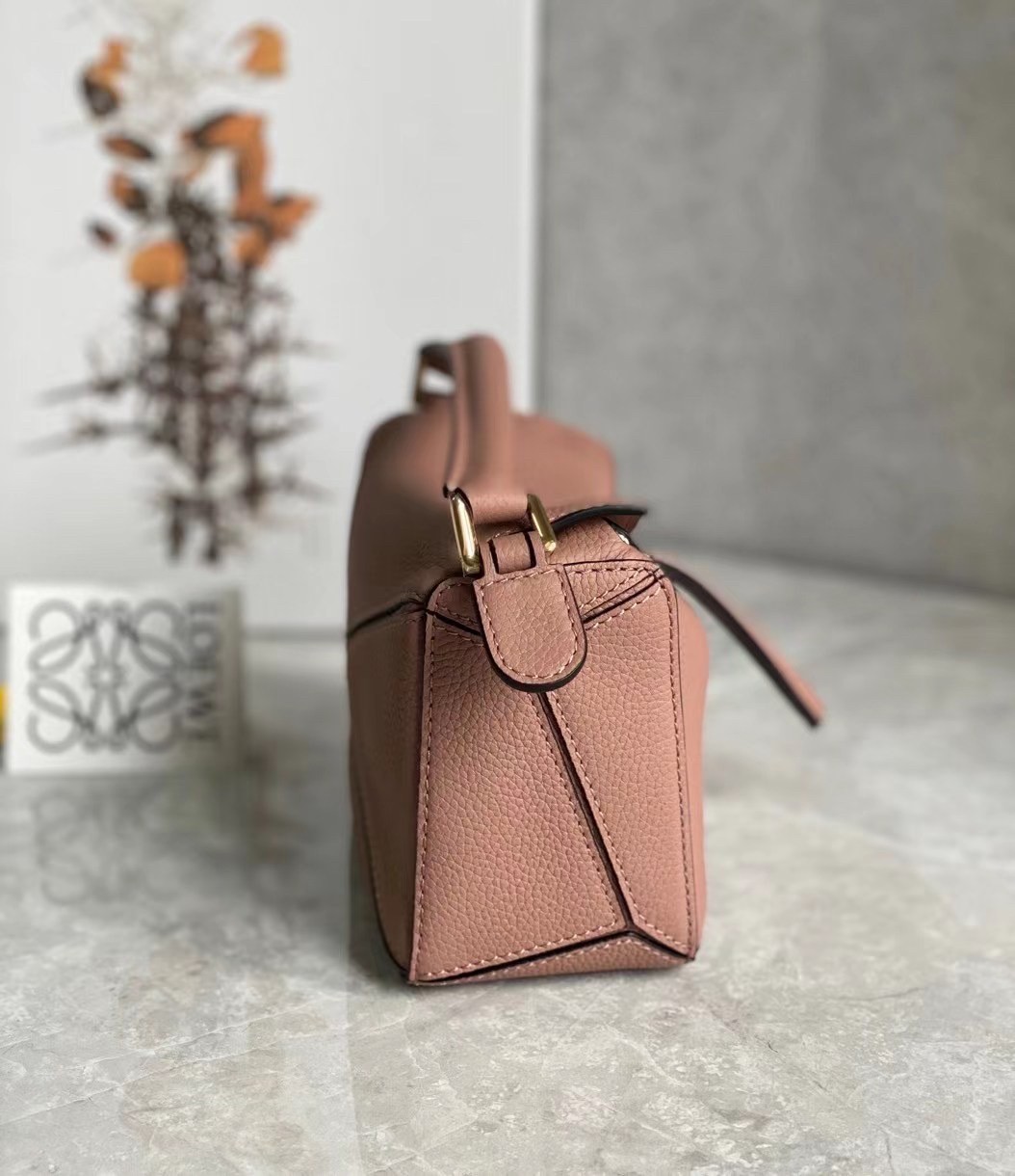 L0ew* puzzle mini bag in dark blush grained calfskin