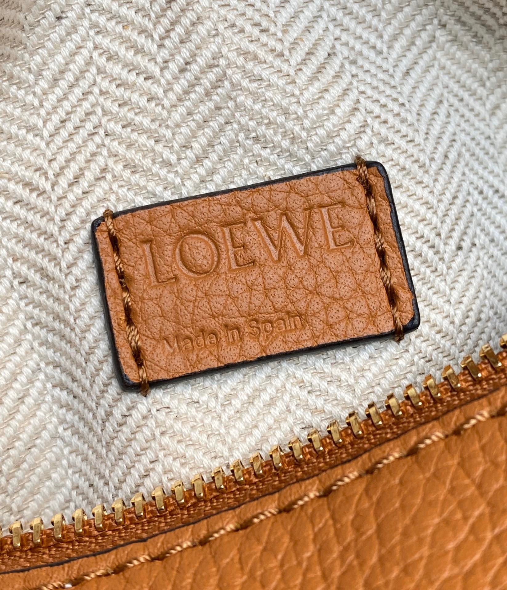 L0ew* puzzle mini bag in brown grained calfskin