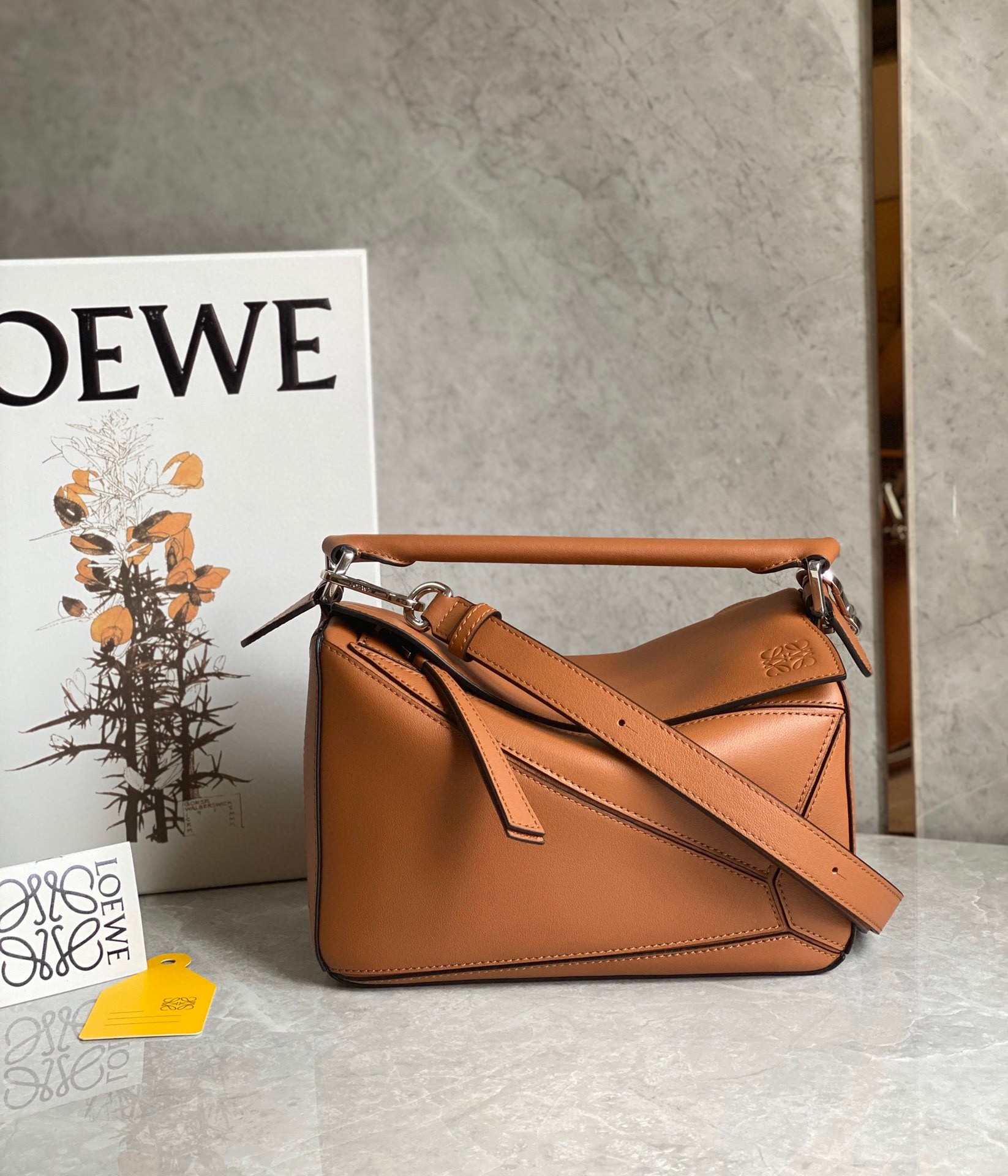 L0ew* puzzle small bag in tan classic calfskin
