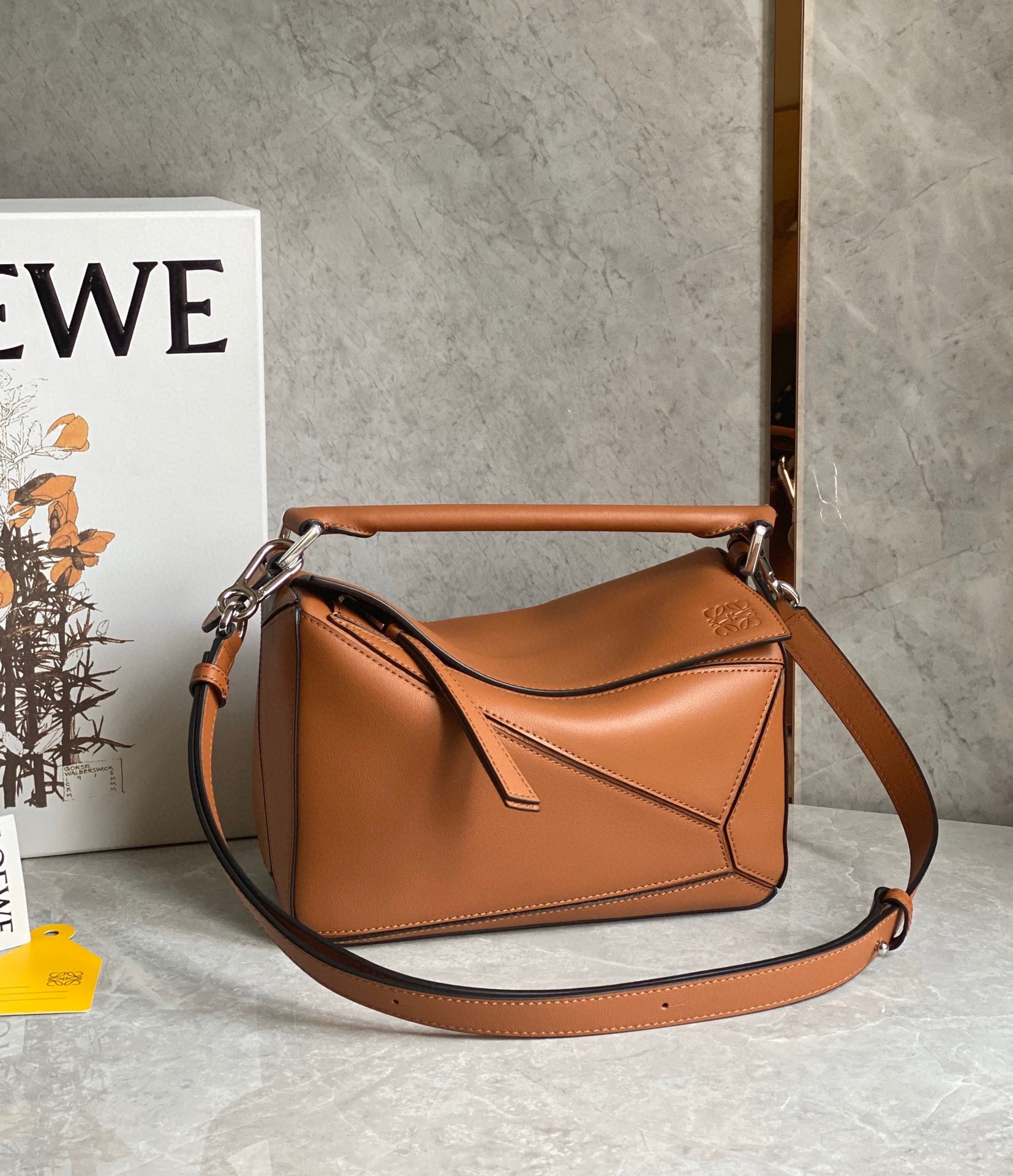 L0ew* puzzle small bag in tan classic calfskin