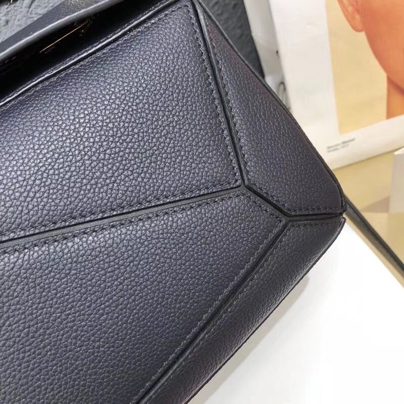 L0ew* small puzzle bag in dark blue grained calfskin