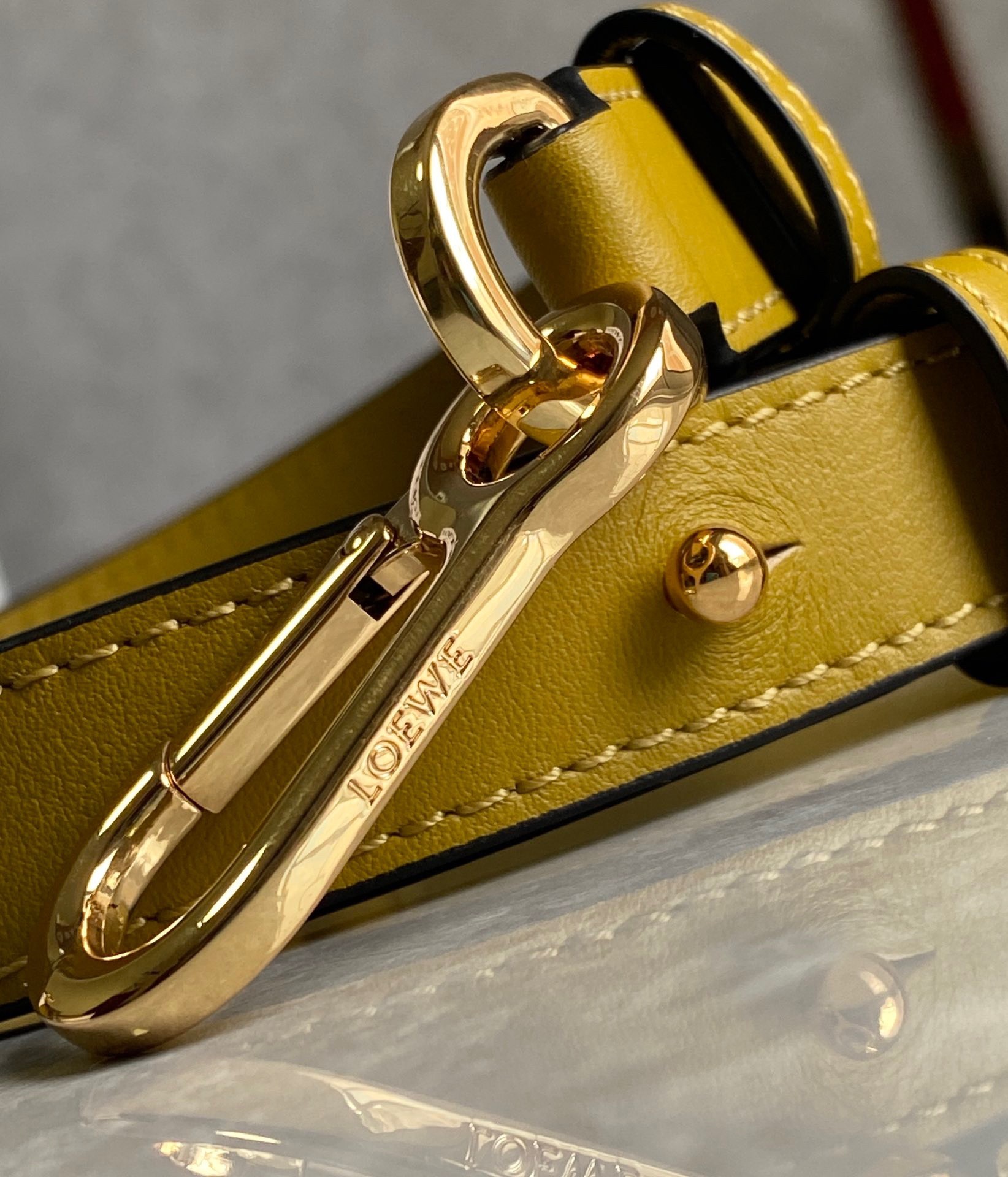 L0ew* puzzle small bag in ochre/white/taupe calfskin