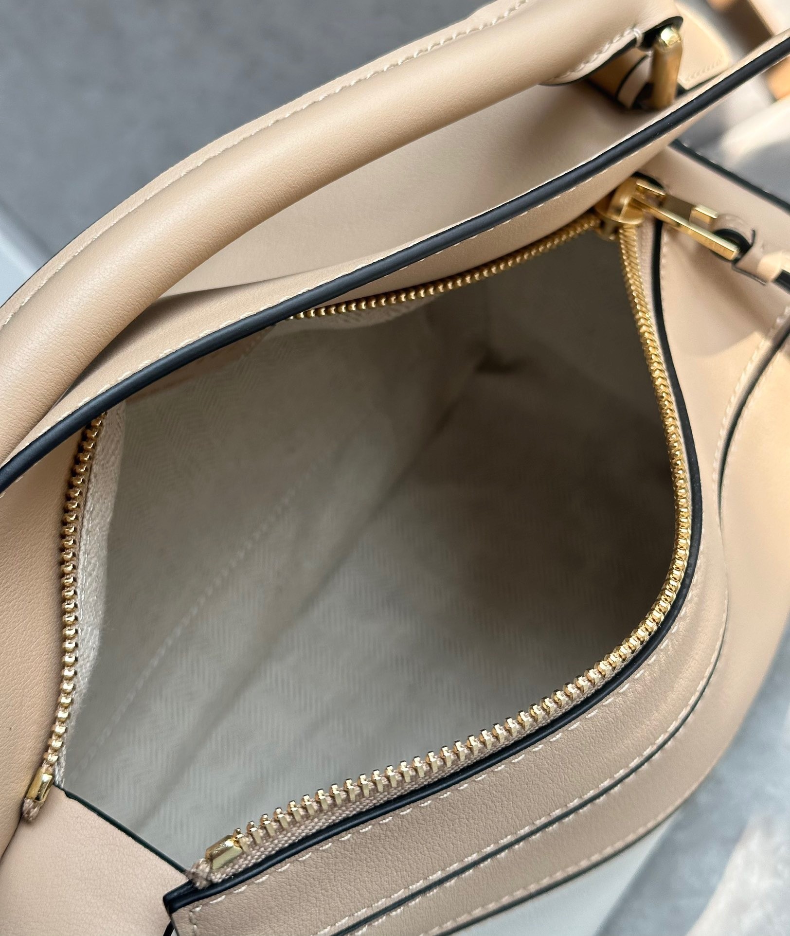 L0ew* puzzle small bag in multicolour warm desert and white calfskin