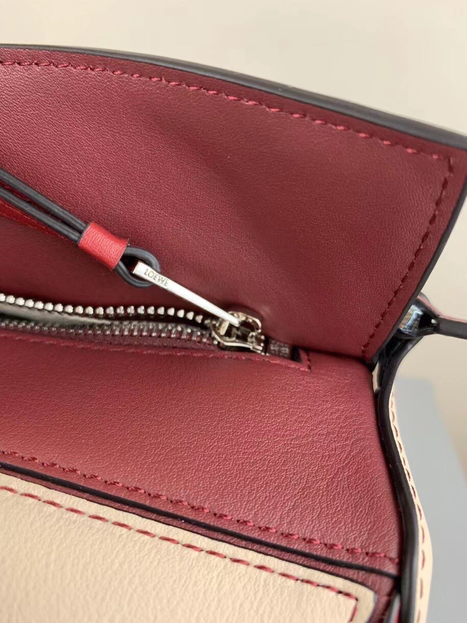 L0ew* small puzzle bag in bordeaux/garnet/white calfskin