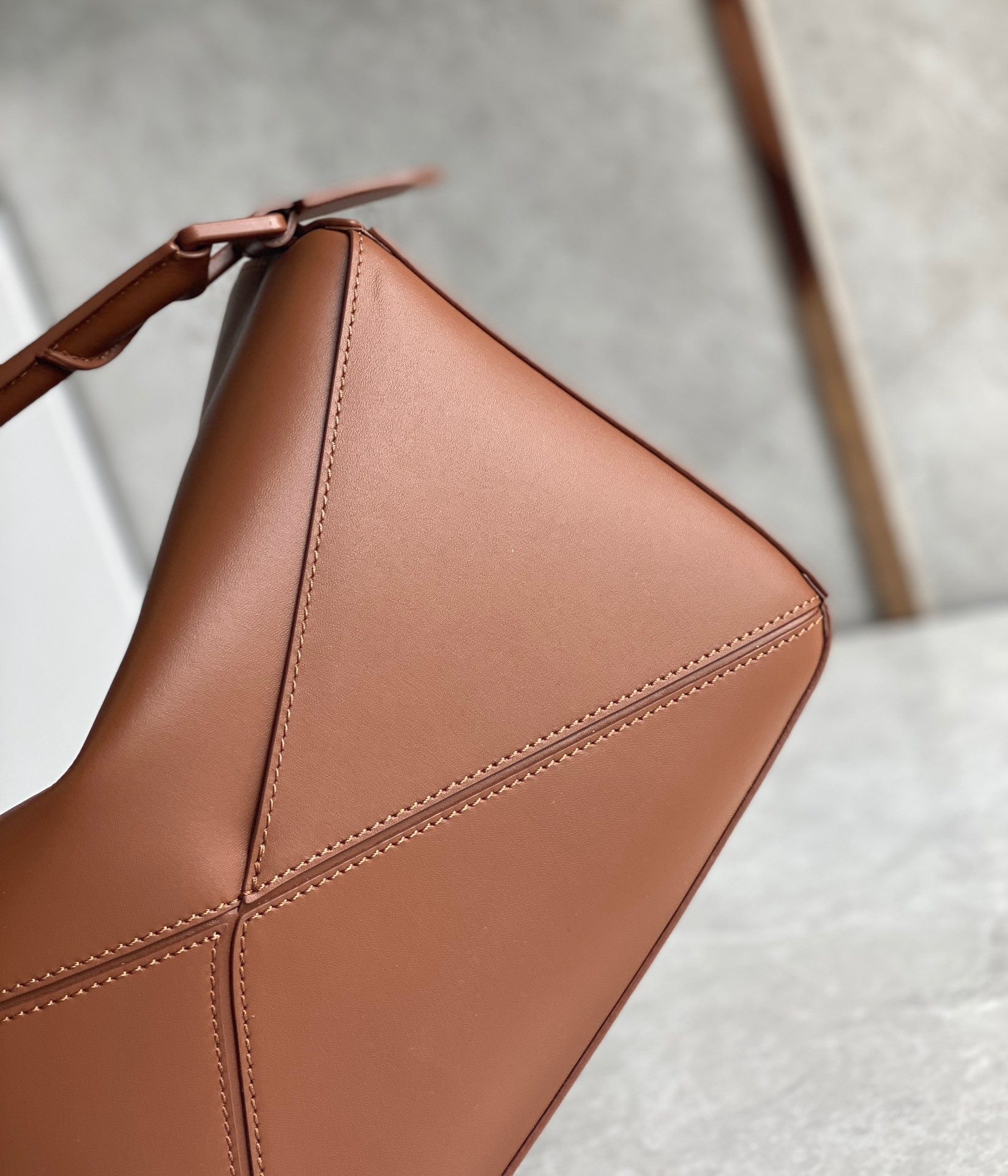 L0ew* puzzle small bag in brown satin calfskin