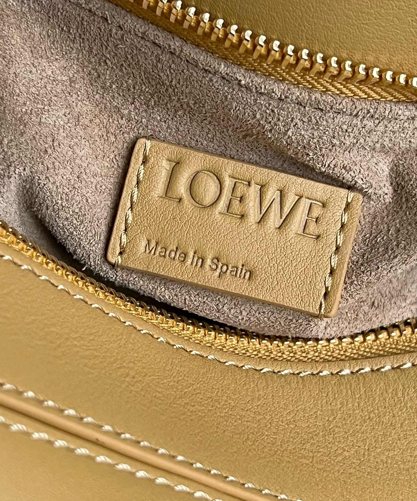 L0ew* puzzle small bag in sahara calfskin with woven handle