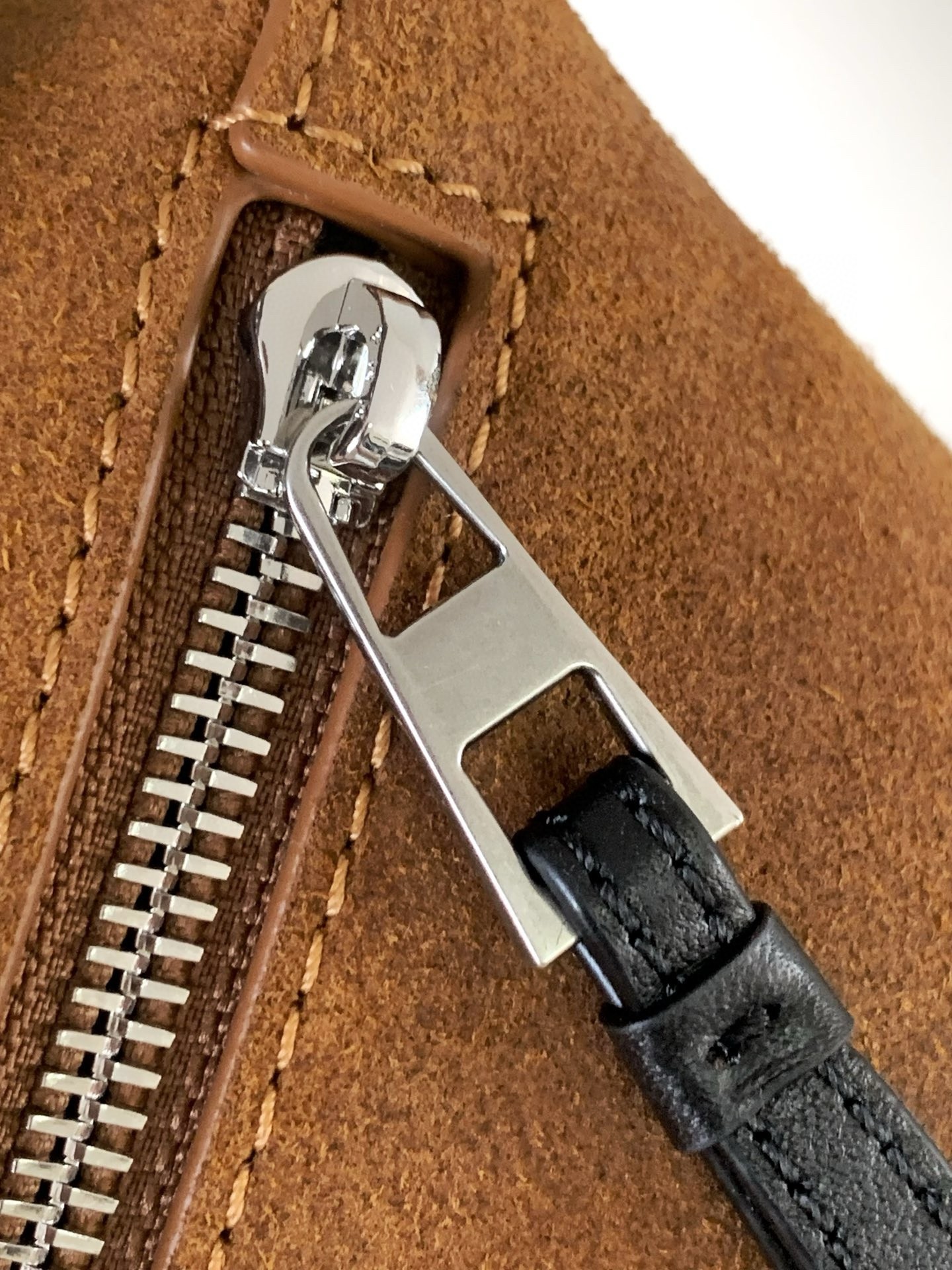 L0ew* puzzle large bag in brown suede calfskin