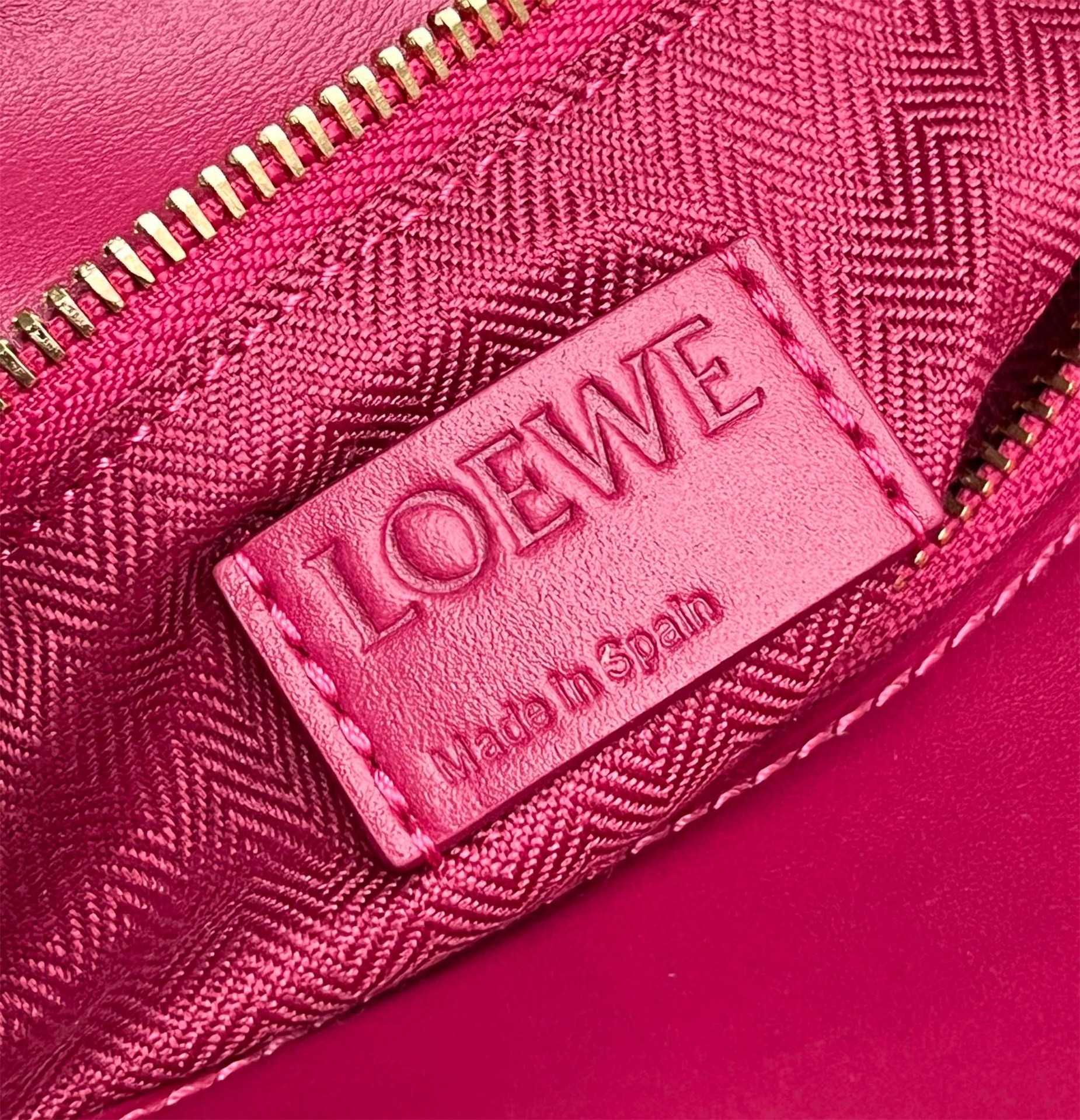 L0ew* puzzle edge small bag in ruby red satin calfskin