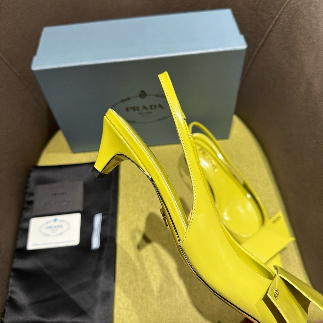 Pra*a slingback pumps 45mm in yellow brushed leather