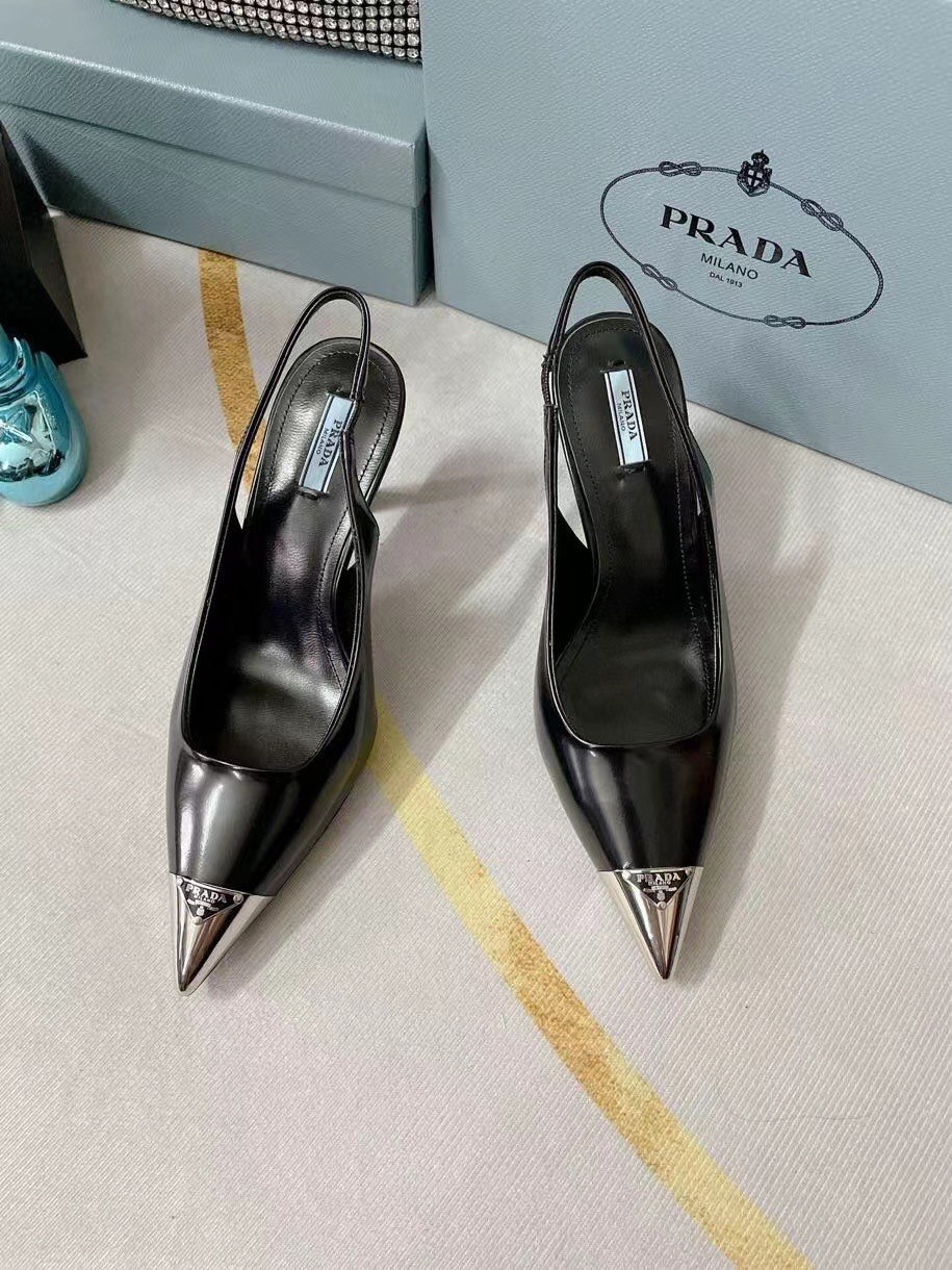 Pra*a slingback pumps 75mm in black brushed leather