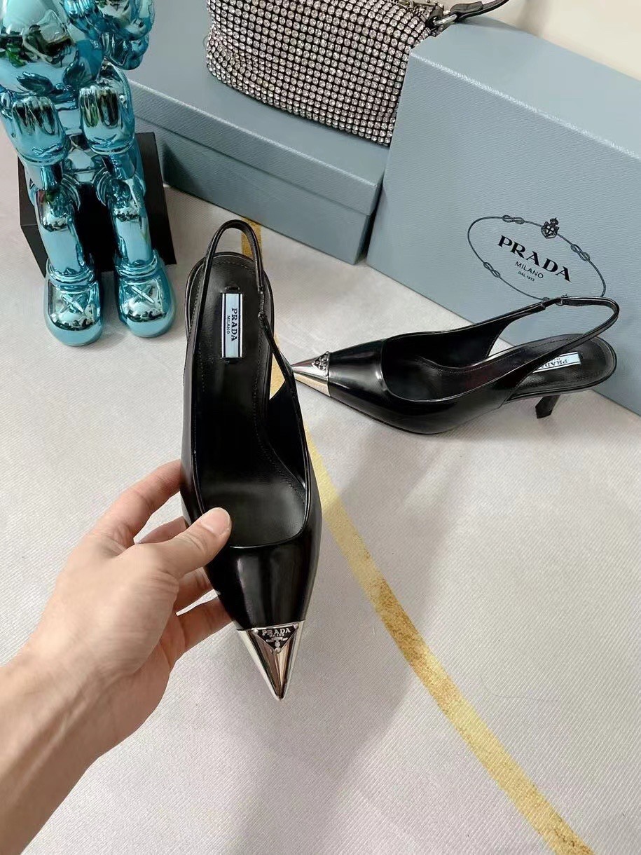 Pra*a slingback pumps 75mm in black brushed leather