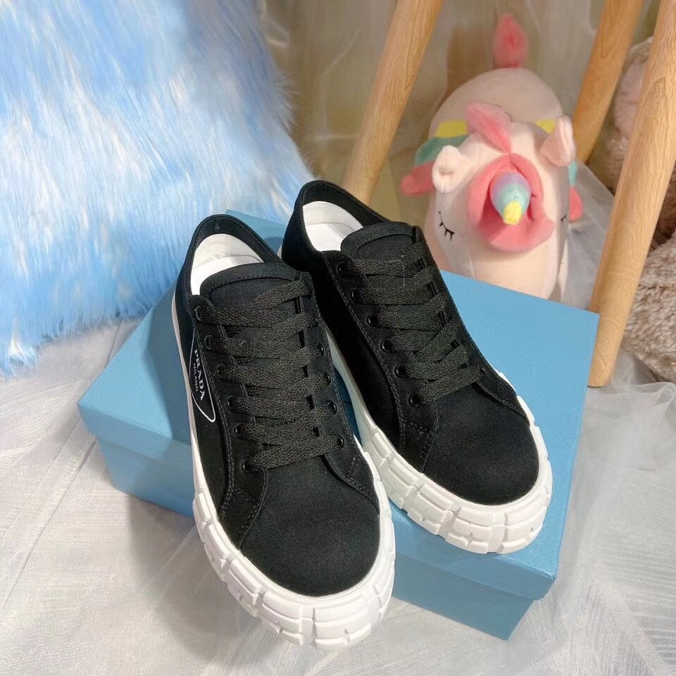 Pra*a black gabardine fabric sneakers