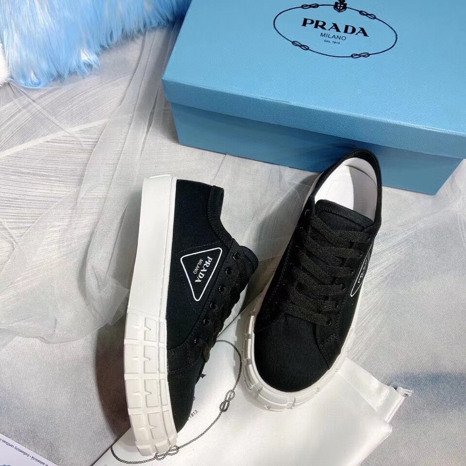 Pra*a black gabardine fabric sneakers