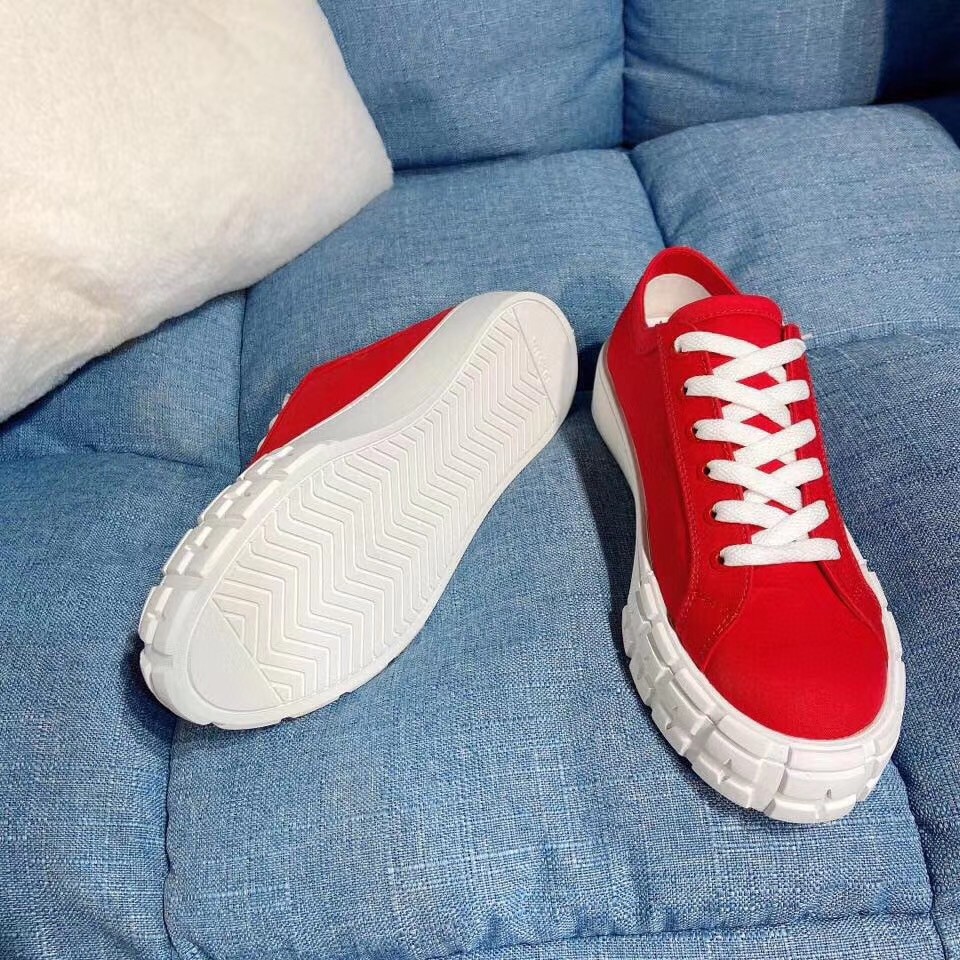 Pra*a red gabardine fabric sneakers