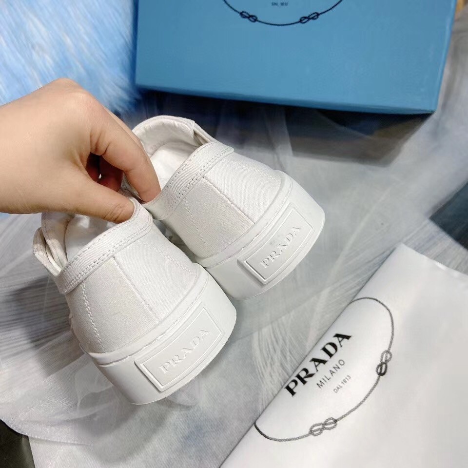 Pra*a white gabardine fabric sneakers