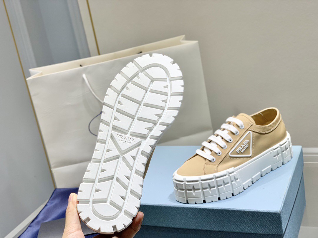 Pra*a double wheel sneakers in beige nylon gabardine