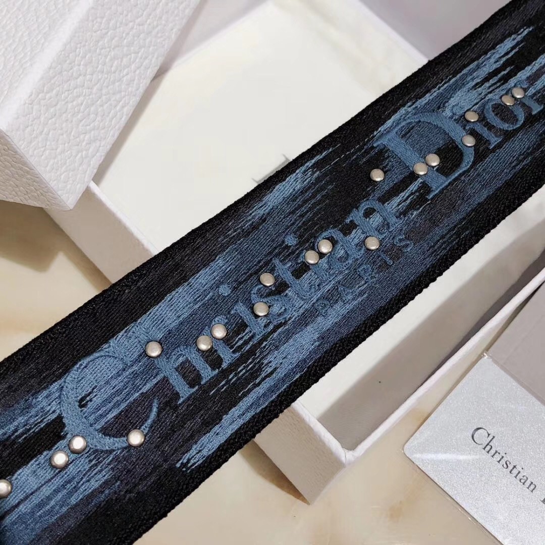 D*or blue kaleiD*orscopic shoulder strap