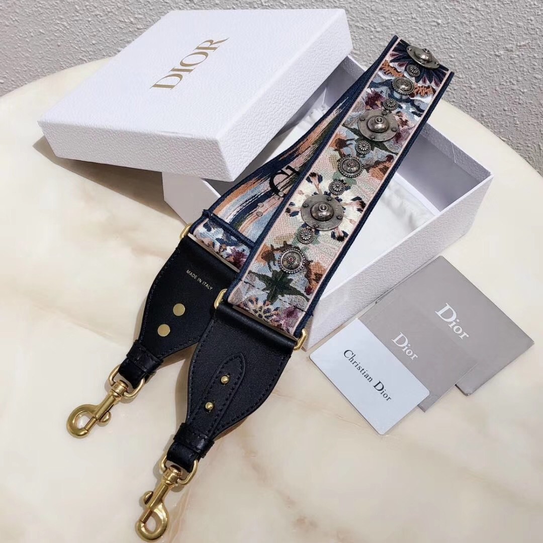 D*or pink kaleiD*orscopic shoulder strap