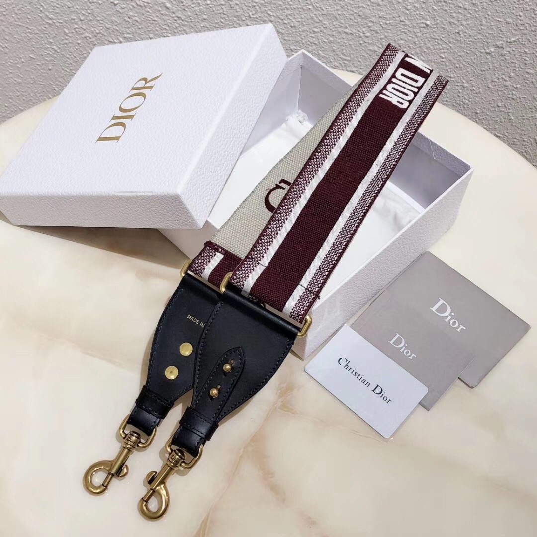 D*or bordeaux ch**an D*or shoulder strap