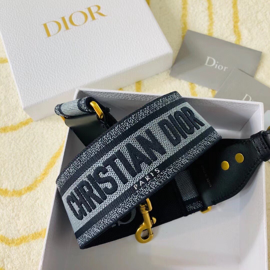 D*or blue denim ch**an D*or shoulder strap