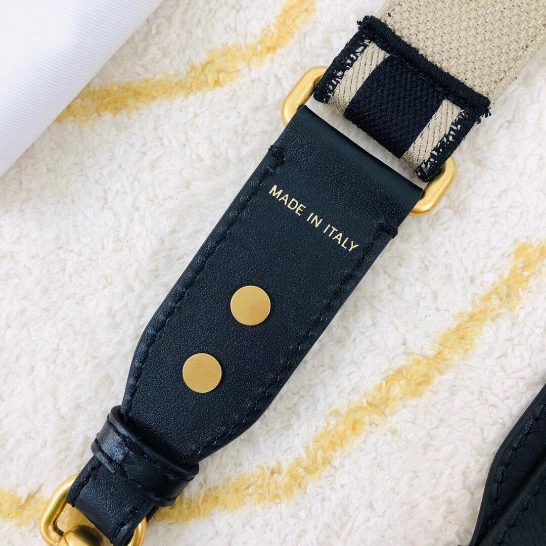 D*or black embroidery adjustable shoulder strap