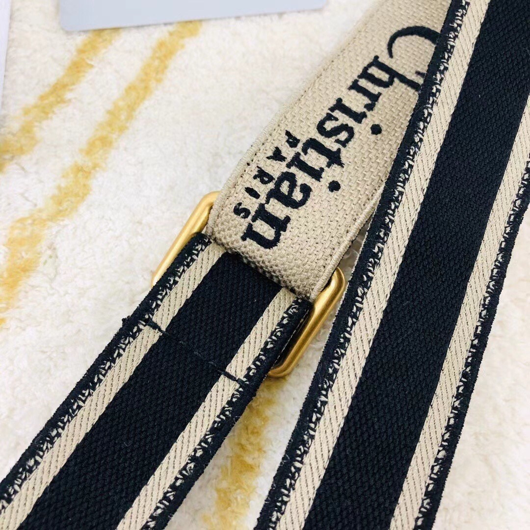 D*or black embroidery adjustable shoulder strap