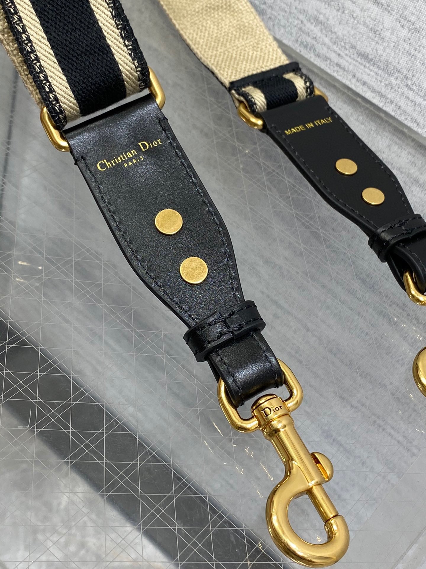 D*or adjustable shoulder strap with ring in black embroidery canvas