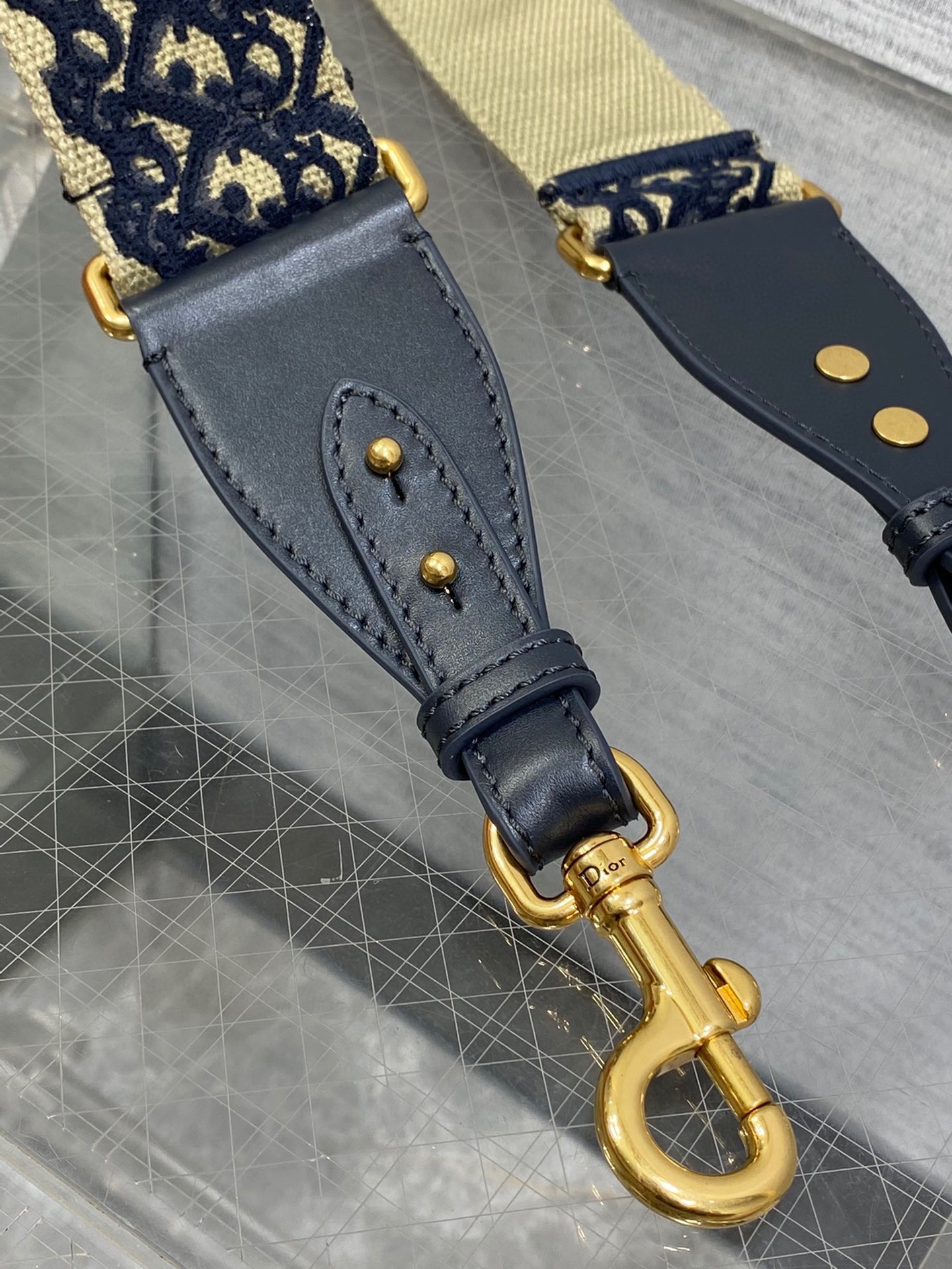 D*or shoulder strap with ring in blue oblique embroidery