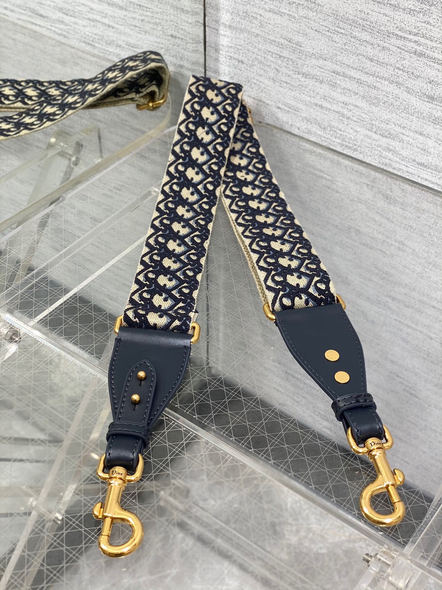 D*or adjustable shoulder strap with ring in blue oblique embroidery