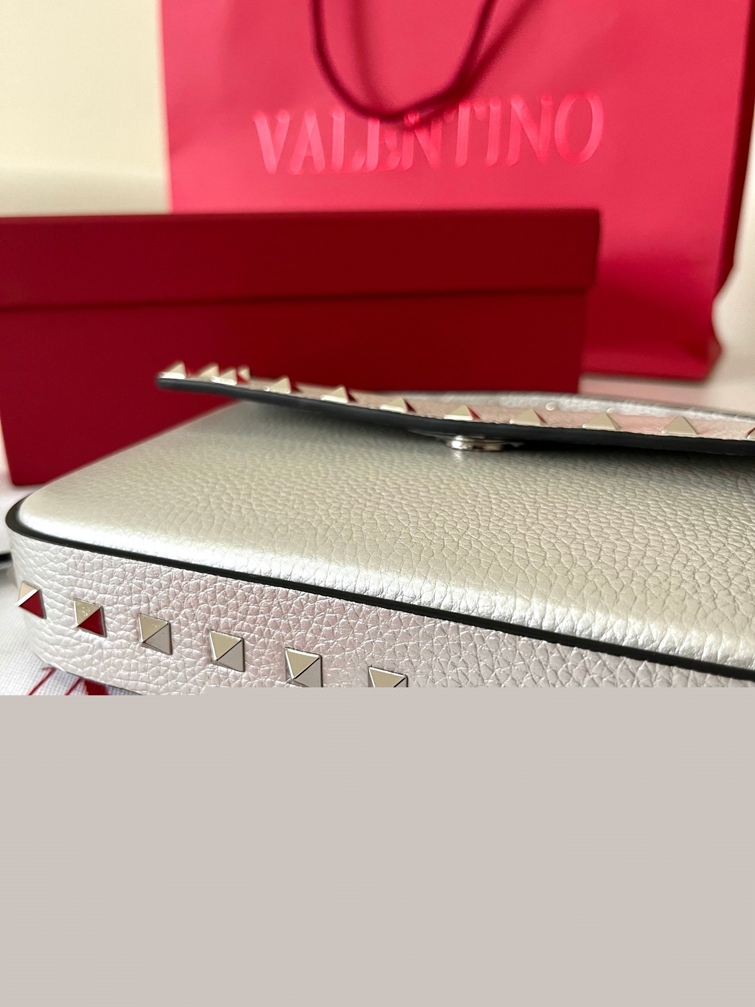 Valentino Rockstud Pouch Bag in White Grained Leather
