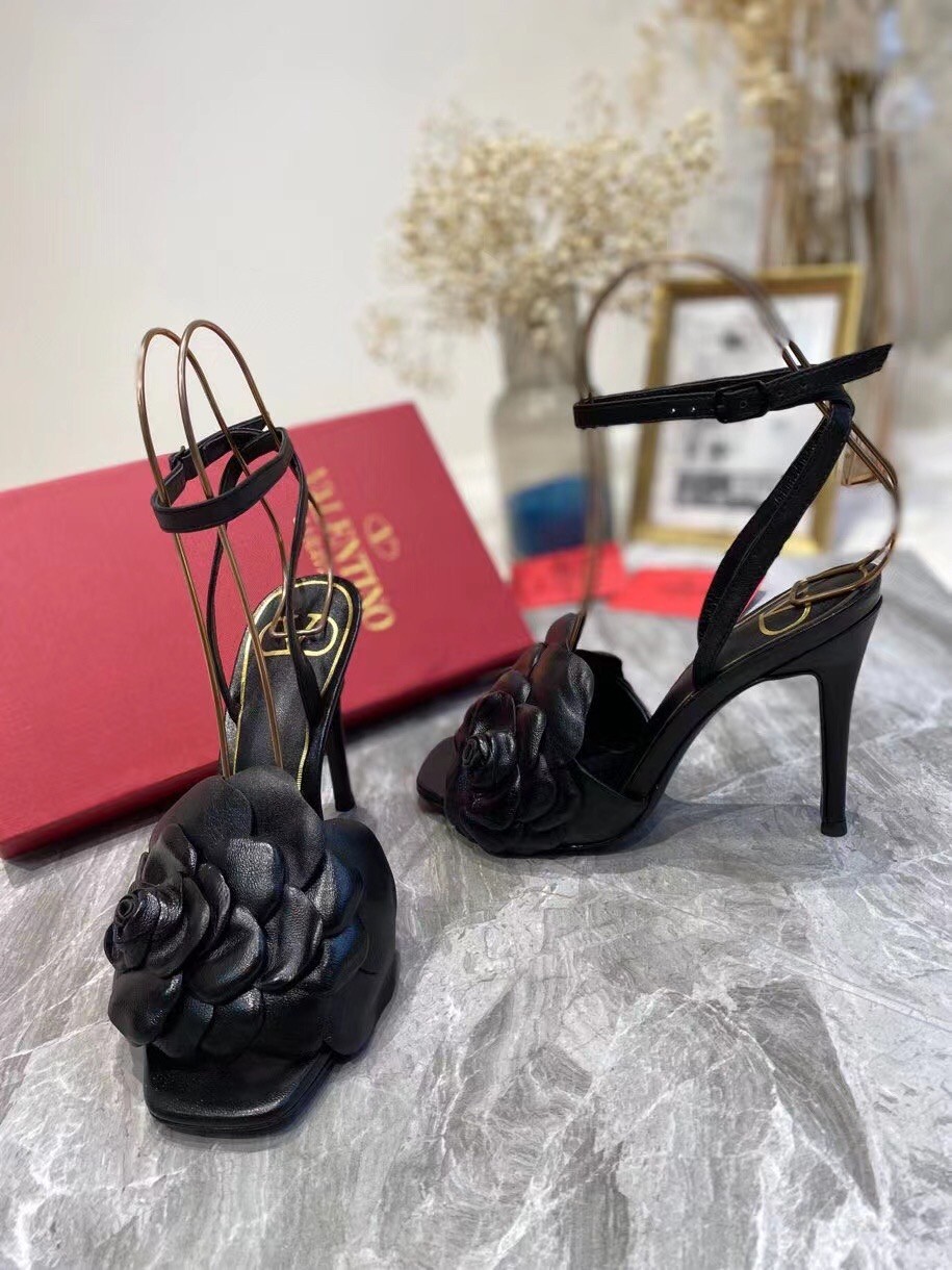 Valentino Atelier Shoes 03 Rose Edition Sandals 100mm Black