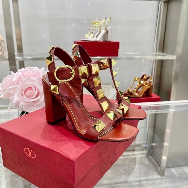 Valentino Roman Stud Sandals 90mm In Red Calfskin