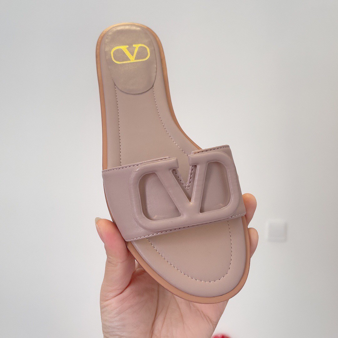 Valentino VLogo Signature Flat Slides In Poudre Calfskin