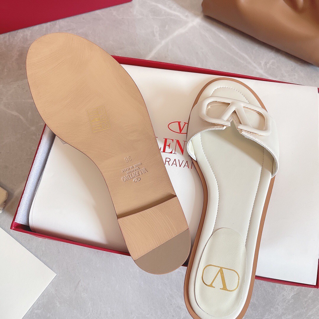Valentino VLogo Signature Flat Slides In White Calfskin