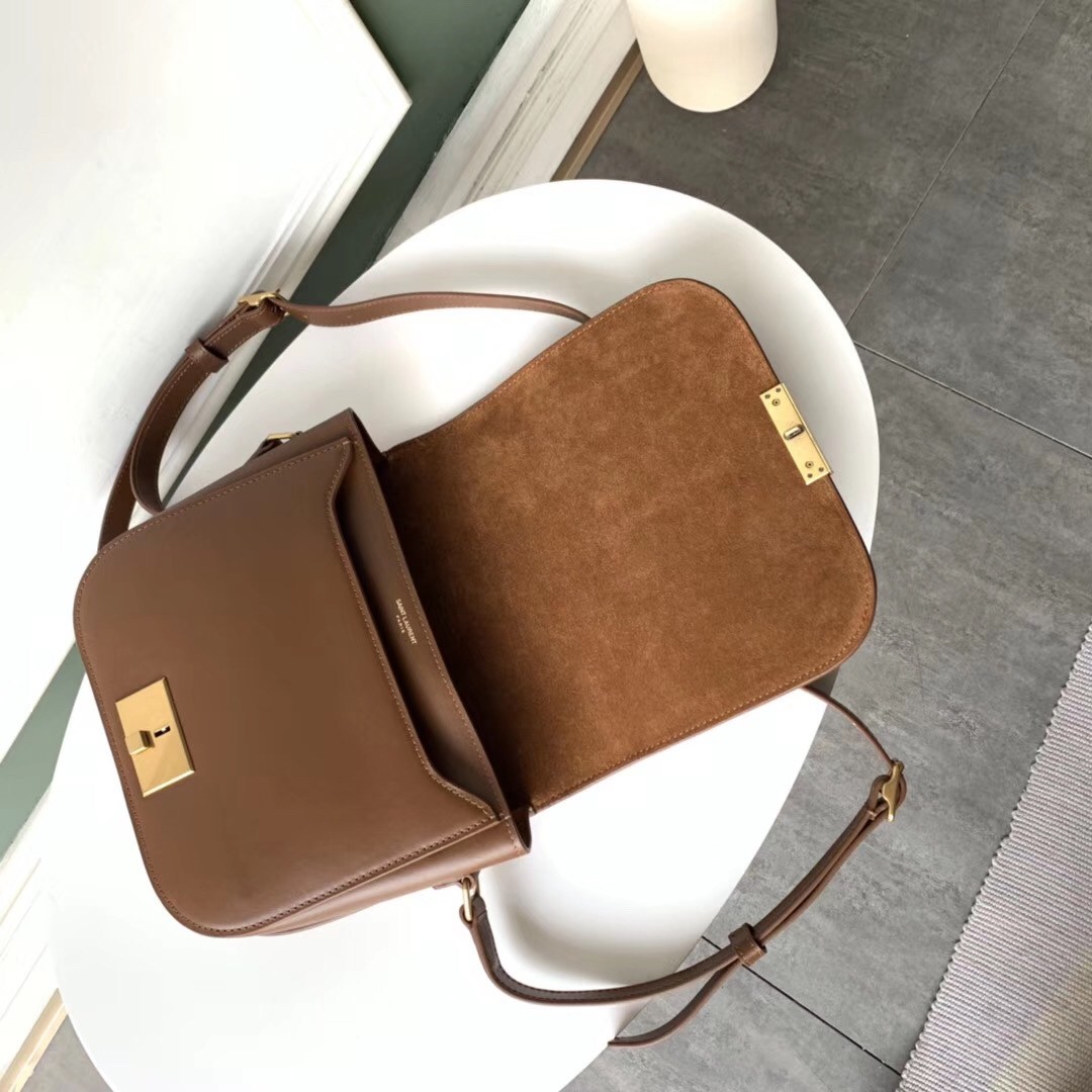 Sa**t Lau*nt betty satchel in camel smooth leather
