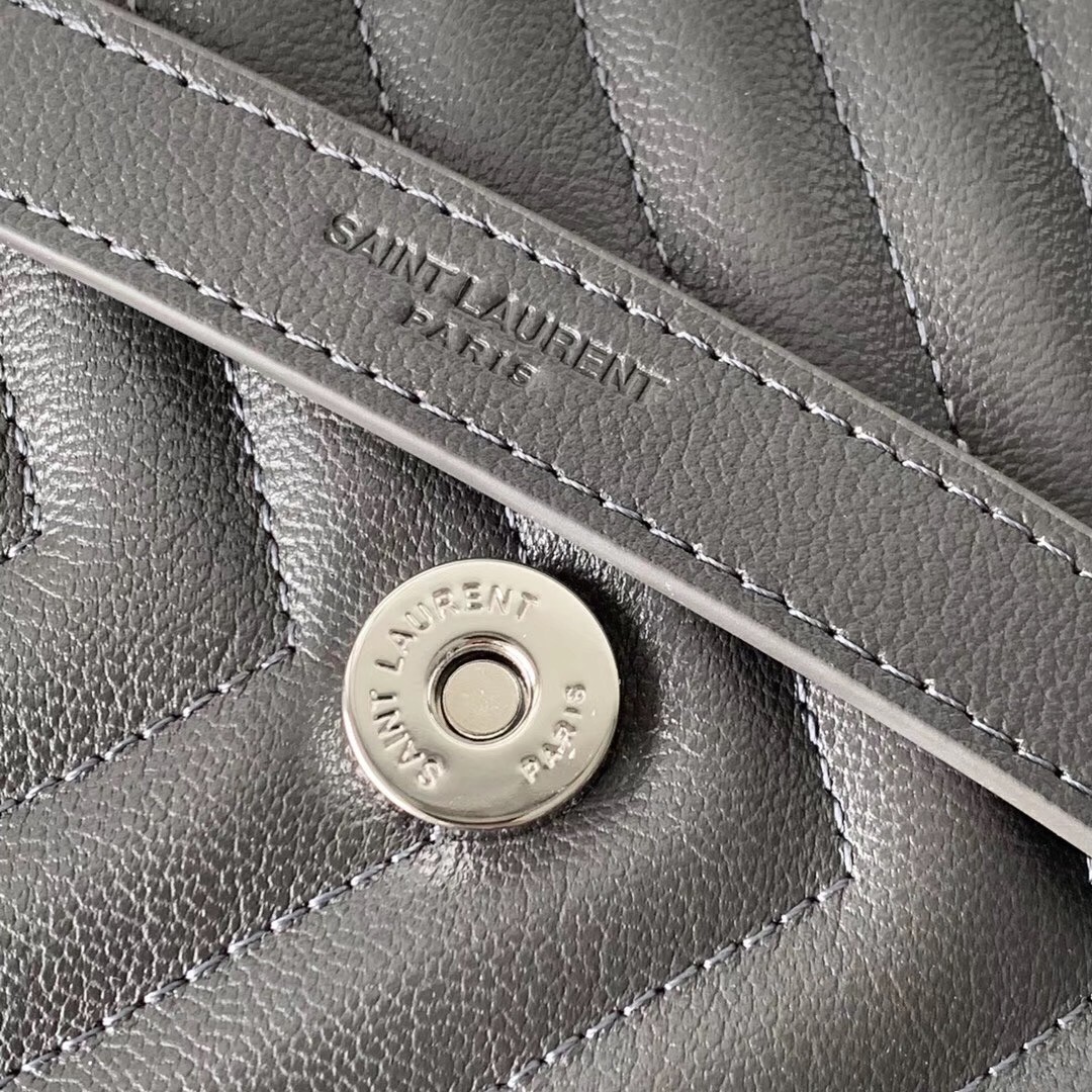 Sa**t Lau*nt college medium bag in grey matelasse leather