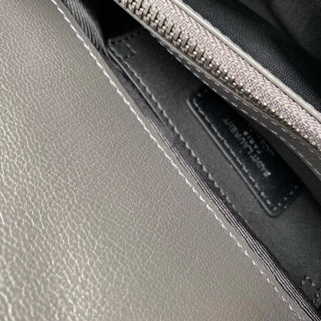 Sa**t Lau*nt college medium bag in grey matelasse leather