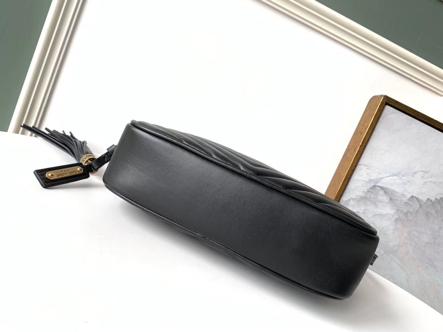 Sa**t Lau*nt lou camera bag in black leather
