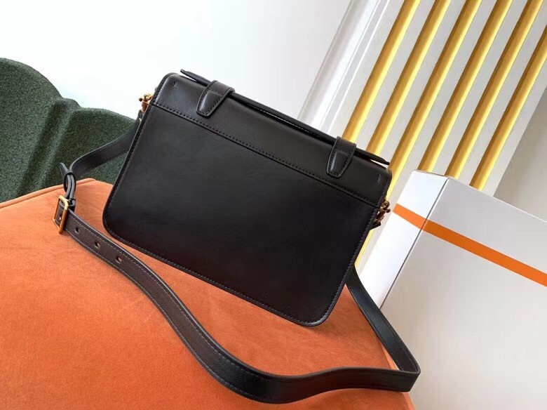 Sa**t Lau*nt school bag in black calfskin